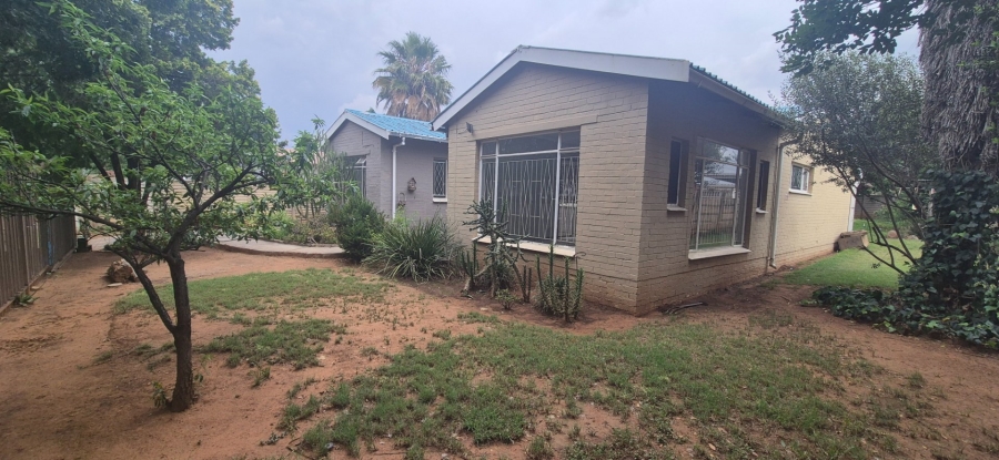 3 Bedroom Property for Sale in Uitsig Free State